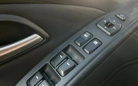 Hyundai ix35 I рестайлинг, 2012 год, 1 250 000 рублей, 13 фотография