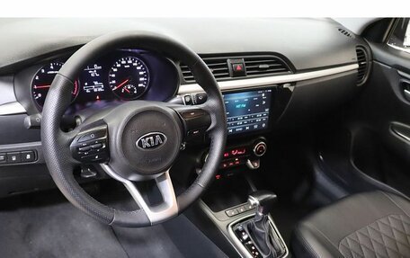 KIA Rio IV, 2018 год, 1 235 000 рублей, 6 фотография