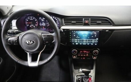 KIA Rio IV, 2018 год, 1 235 000 рублей, 9 фотография