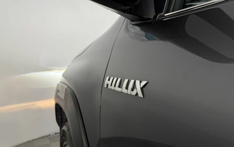 Toyota Hilux VIII, 2016 год, 4 150 000 рублей, 9 фотография