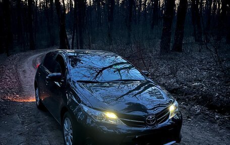 Toyota Auris II, 2013 год, 1 290 000 рублей, 5 фотография