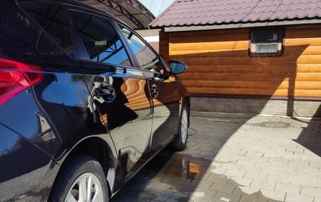 Toyota Auris II, 2013 год, 1 290 000 рублей, 9 фотография