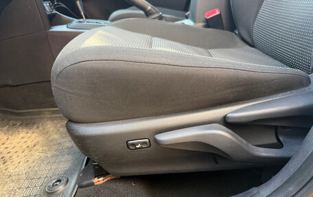 Toyota Auris II, 2013 год, 1 290 000 рублей, 30 фотография