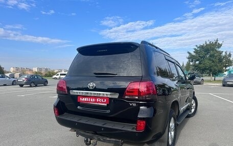 Toyota Land Cruiser 200, 2012 год, 4 550 000 рублей, 31 фотография