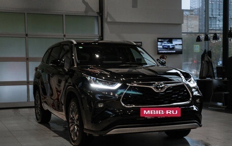 Toyota Highlander, 2025 год, 5 420 000 рублей, 3 фотография