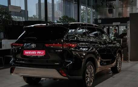 Toyota Highlander, 2025 год, 5 420 000 рублей, 4 фотография