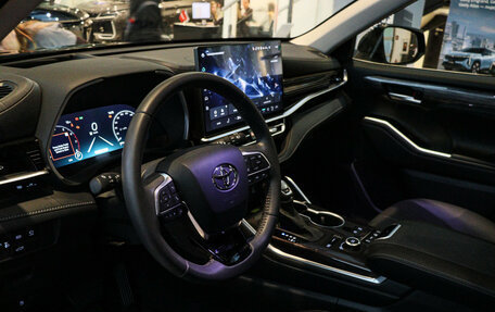 Toyota Highlander, 2025 год, 5 420 000 рублей, 12 фотография
