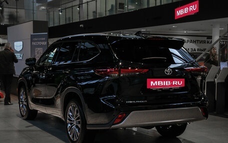 Toyota Highlander, 2025 год, 5 420 000 рублей, 6 фотография