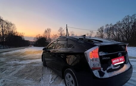 Toyota Prius, 2011 год, 800 000 рублей, 8 фотография