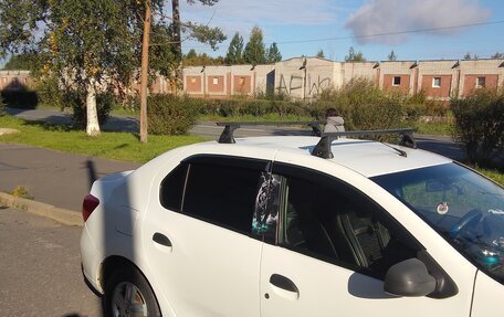 Renault Logan II, 2017 год, 400 000 рублей, 2 фотография