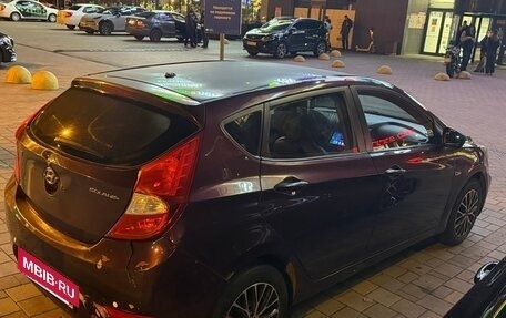 Hyundai Solaris II рестайлинг, 2011 год, 330 000 рублей, 2 фотография