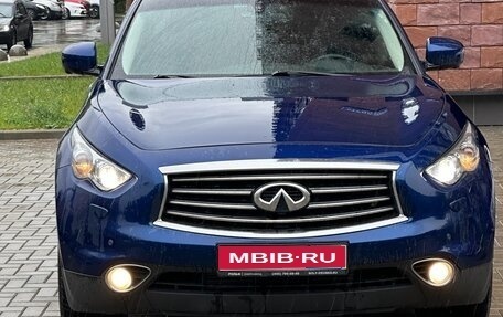 Infiniti QX70, 2015 год, 2 250 000 рублей, 1 фотография