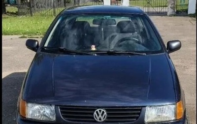 Volkswagen Polo III рестайлинг, 1995 год, 100 000 рублей, 1 фотография