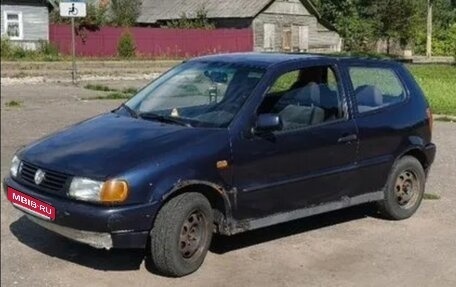 Volkswagen Polo III рестайлинг, 1995 год, 100 000 рублей, 2 фотография