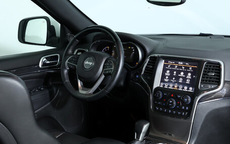 Jeep Grand Cherokee, 2018 год, 4 890 000 рублей, 12 фотография