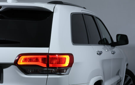 Jeep Grand Cherokee, 2018 год, 4 890 000 рублей, 23 фотография
