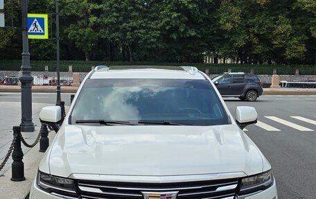 Cadillac Escalade V, 2023 год, 14 650 000 рублей, 2 фотография