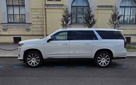 Cadillac Escalade V, 2023 год, 14 650 000 рублей, 8 фотография