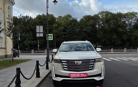 Cadillac Escalade V, 2023 год, 14 650 000 рублей, 3 фотография