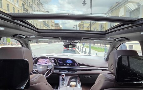 Cadillac Escalade V, 2023 год, 14 650 000 рублей, 12 фотография