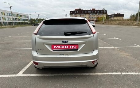 Ford Focus II рестайлинг, 2011 год, 290 000 рублей, 4 фотография