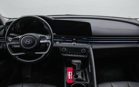 Hyundai Elantra, 2021 год, 2 119 000 рублей, 13 фотография