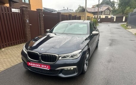 BMW 7 серия, 2017 год, 3 100 000 рублей, 3 фотография