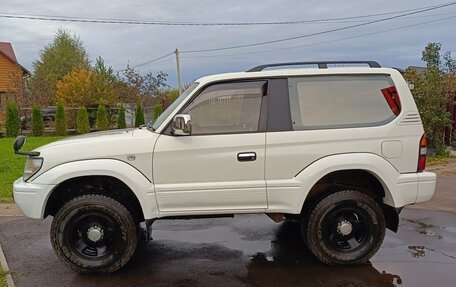 Toyota Land Cruiser Prado 90 рестайлинг, 1998 год, 1 200 000 рублей, 3 фотография
