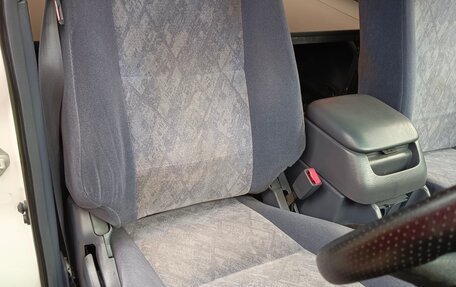 Toyota Land Cruiser Prado 90 рестайлинг, 1998 год, 1 200 000 рублей, 11 фотография