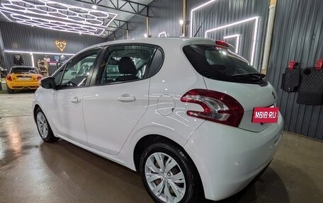 Peugeot 208 II, 2013 год, 649 000 рублей, 4 фотография