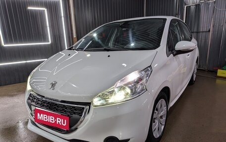 Peugeot 208 II, 2013 год, 649 000 рублей, 5 фотография