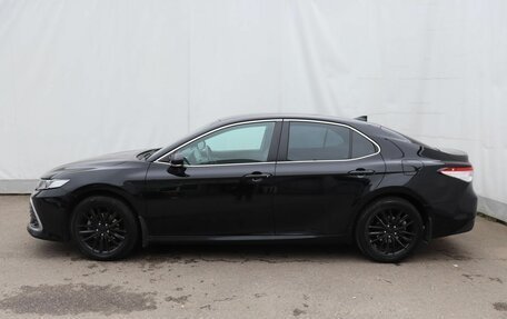 Toyota Camry, 2021 год, 3 050 000 рублей, 8 фотография