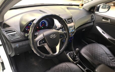 Hyundai Solaris II рестайлинг, 2014 год, 500 000 рублей, 10 фотография
