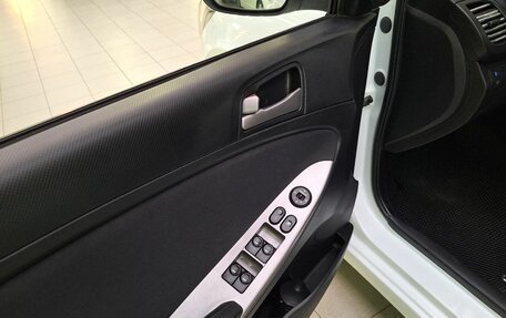 Hyundai Solaris II рестайлинг, 2014 год, 500 000 рублей, 17 фотография