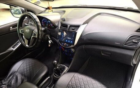 Hyundai Solaris II рестайлинг, 2014 год, 500 000 рублей, 18 фотография