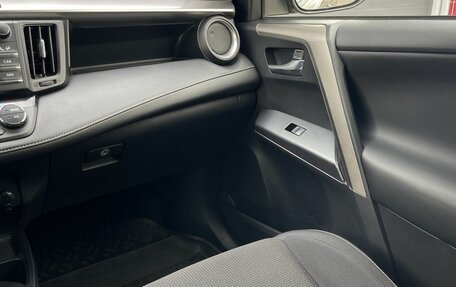 Toyota RAV4, 2016 год, 2 490 000 рублей, 20 фотография