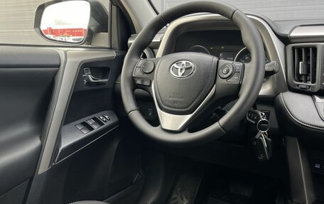 Toyota RAV4, 2016 год, 2 490 000 рублей, 16 фотография