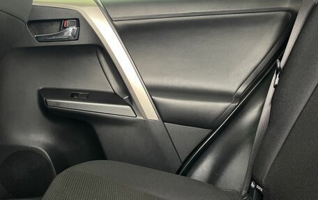 Toyota RAV4, 2016 год, 2 490 000 рублей, 22 фотография