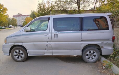 Toyota Touring HiAce I, 2000 год, 600 000 рублей, 3 фотография