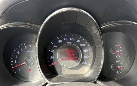 KIA Rio III рестайлинг, 2013 год, 739 000 рублей, 18 фотография