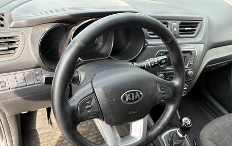 KIA Rio III рестайлинг, 2013 год, 739 000 рублей, 14 фотография