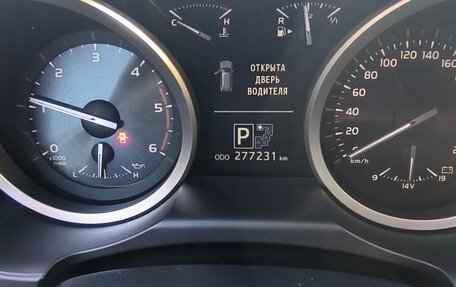 Toyota Land Cruiser 200, 2013 год, 3 900 000 рублей, 6 фотография
