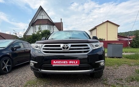 Toyota Highlander III, 2011 год, 2 200 000 рублей, 8 фотография