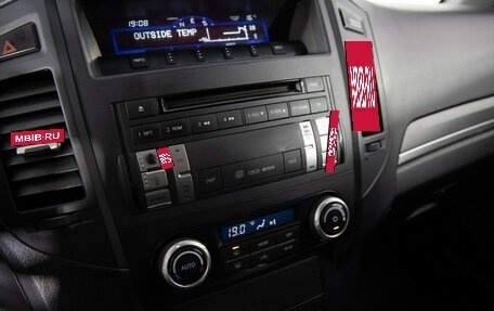 Mitsubishi Pajero IV, 2006 год, 1 499 000 рублей, 15 фотография