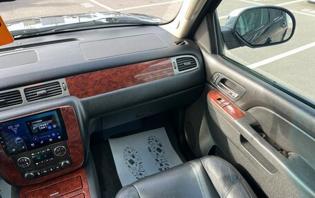 Chevrolet Tahoe III, 2013 год, 1 899 000 рублей, 15 фотография