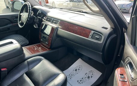 Chevrolet Tahoe III, 2013 год, 1 899 000 рублей, 12 фотография