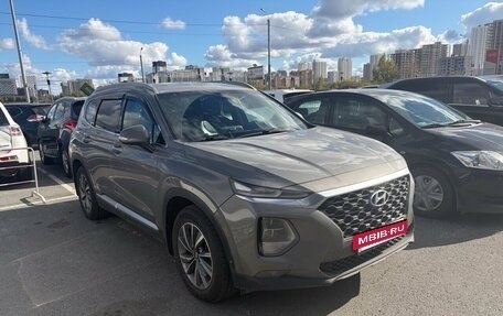 Hyundai Santa Fe IV, 2018 год, 2 650 000 рублей, 2 фотография