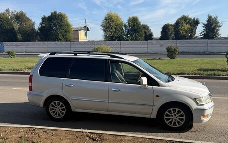 Mitsubishi Chariot III, 2000 год, 555 000 рублей, 1 фотография