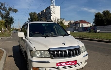 Mitsubishi Chariot III, 2000 год, 555 000 рублей, 2 фотография