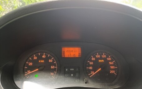 Renault Logan I, 2006 год, 160 000 рублей, 9 фотография